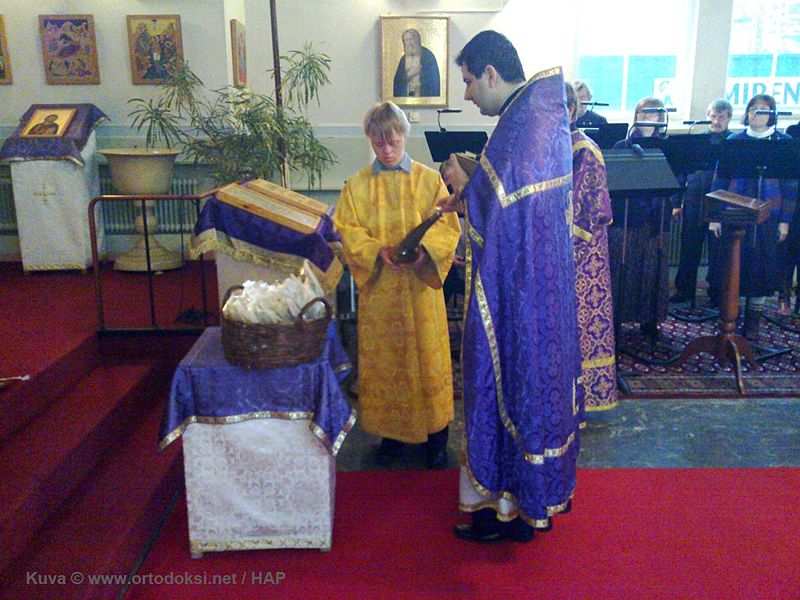 Tiedosto:Elaman leipa 1.jpg