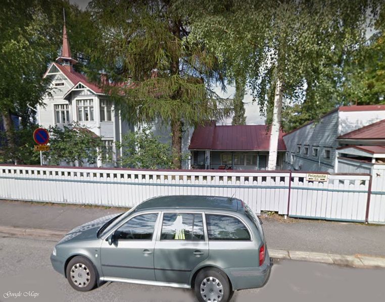 Tiedosto:Pikkukirkon pappila google.jpg