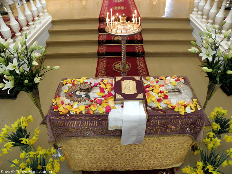 Tiedosto:Kristuksen hautaus02 tm.jpg