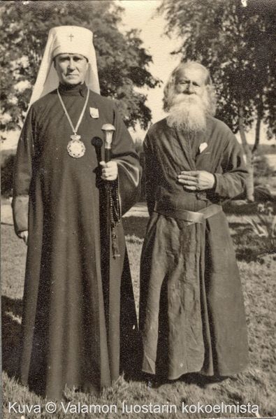 Tiedosto:Herman ja munkki val.jpg