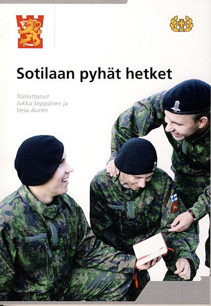 Tiedosto:Sotilaan pyhat hetket kansi.jpg