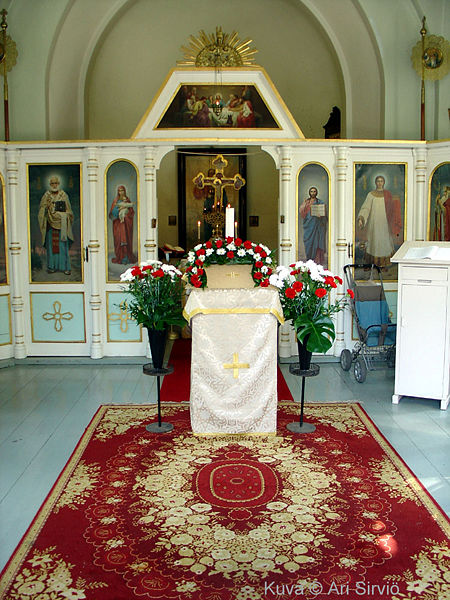 Tiedosto:Hgin hautausmaan vanhakirkko1 as.jpg