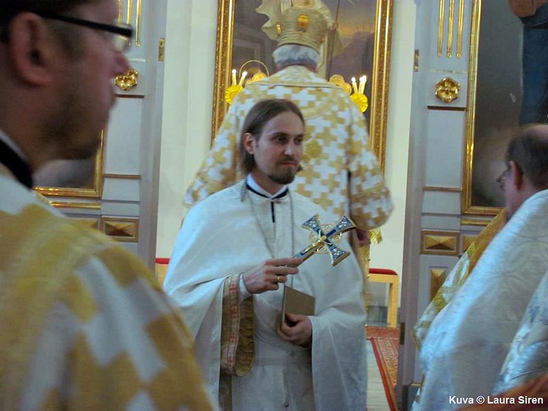 Tiedosto:Tuomas kallonen ls.jpg