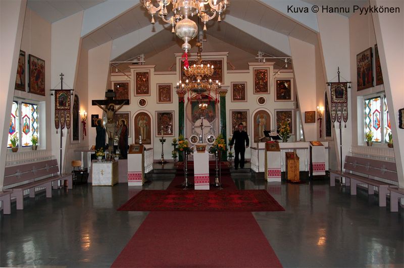 Tiedosto:Jyväskylan kirkko1 hap.jpg